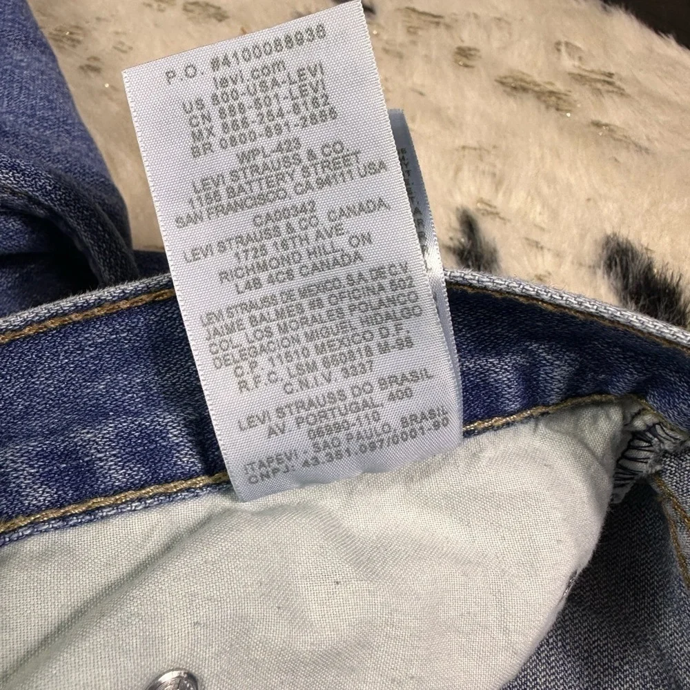 Levi’s Men’s 505 Medium Wash Straight Leg Denim Work Jeans Size 44